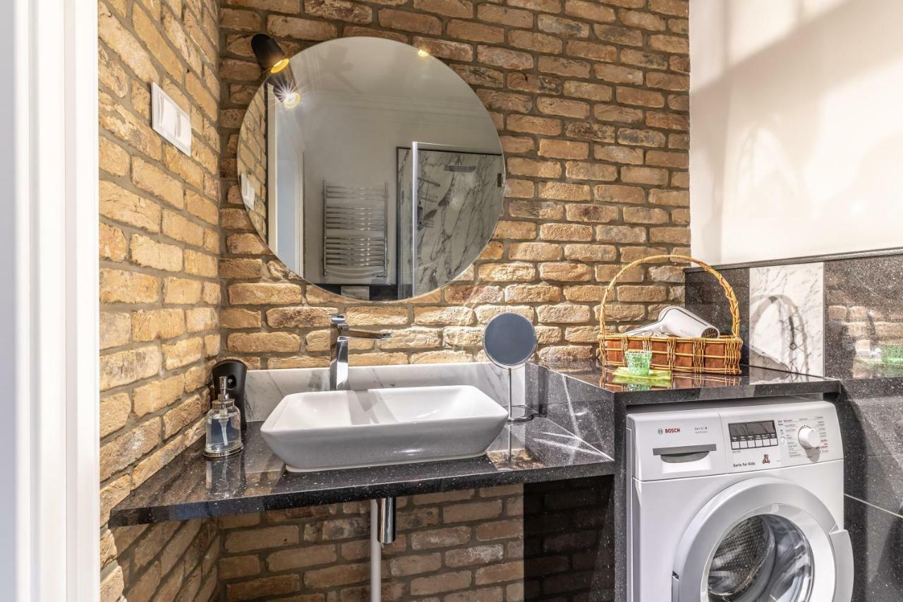 Apartament Aristo Boutique เบียวิสตอก ภายนอก รูปภาพ